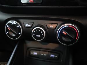 Hyundai Venue 1.0T Motion - Image 14