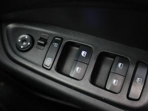 Hyundai Venue 1.0T Motion - Image 24