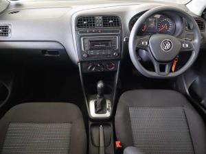 Volkswagen Polo Vivo hatch 1.6 Comfortline auto - Image 12