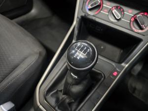 Volkswagen Polo hatch 1.0TSI Comfortline - Image 6