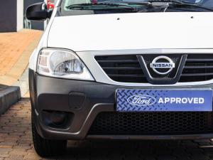 Nissan NP200 1.6i safety pack (aircon) - Image 6