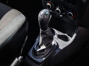 Nissan NP200 1.6i safety pack (aircon) - Image 8