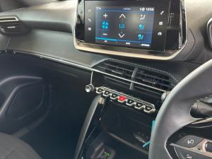 Peugeot 2008 1.2T Active auto - Image 14