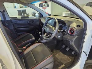 Hyundai Grand i10 1.0 Fluid hatch manual - Image 9