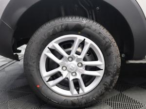 Renault Triber 1.0 Zen manual - Image 6