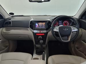 Mahindra XUV300 1.5TD W8 - Image 12