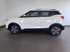 Mahindra XUV300 1.5TD W8 - Image 4