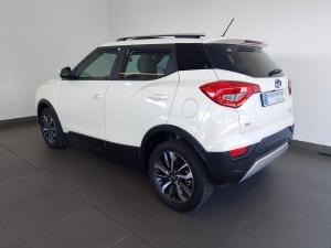 Mahindra XUV300 1.5TD W8 - Image 5