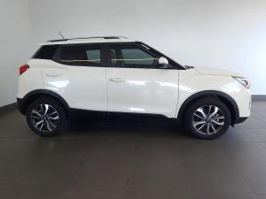 Mahindra XUV300 1.5TD W8 - Image 8