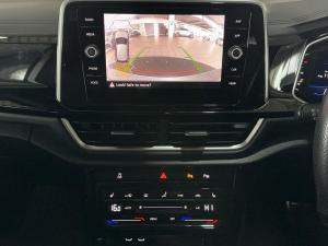 Volkswagen T-Roc 2.0TSI 140kW 4Motion R-Line - Image 13
