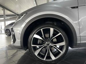 Volkswagen T-Roc 2.0TSI 140kW 4Motion R-Line - Image 14