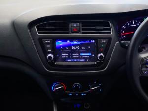 Hyundai i20 1.2 Motion - Image 9