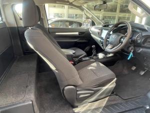 Toyota Hilux 2.4GD-6 Xtra cab SRX - Image 12