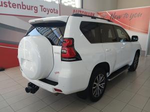 Toyota Land Cruiser Prado 2.8GD VX-L - Image 2