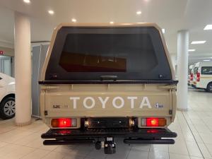 Toyota Land Cruiser 79 4.5D-4D V8 double cab LX - Image 5