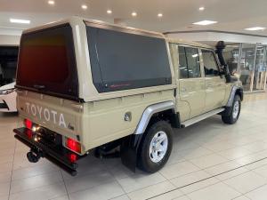 Toyota Land Cruiser 79 4.5D-4D V8 double cab LX - Image 2