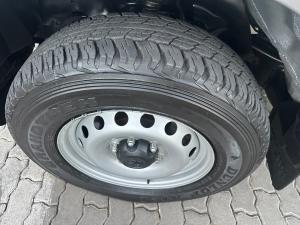 Toyota Hilux 2.4GD-6 4x4 SR - Image 18