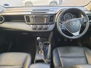 Toyota RAV4 2.0 GX - Image 6