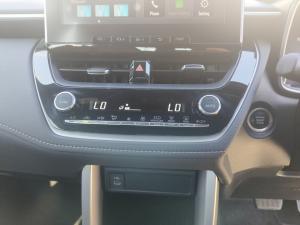 Toyota Corolla Cross 1.8 XS - Image 15