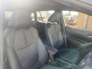 Toyota Corolla Cross 1.8 XS - Image 17