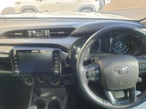 Toyota Hilux 2.8GD-6 Xtra cab 4x4 Legend auto - Image 6