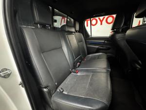Toyota Hilux 2.8GD-6 double cab Legend manual - Image 15