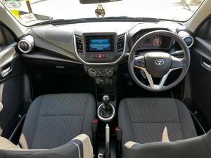 Toyota Vitz 1.0 XR manual - Image 11