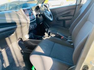 Toyota Vitz 1.0 XR manual - Image 7