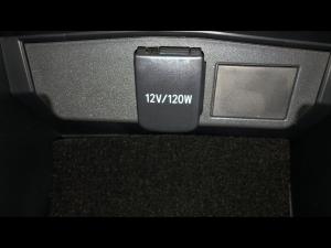 Toyota Corolla Cross 1.8 XS - Image 29