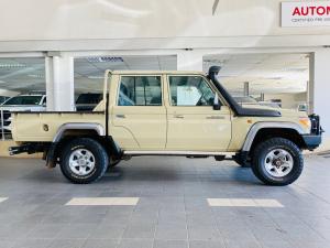 Toyota Land Cruiser 79 4.5D-4D V8 double cab LX - Image 3