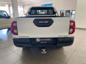 Toyota Hilux 2.8GD-6 Xtra cab 4x4 Legend manual - Image 5