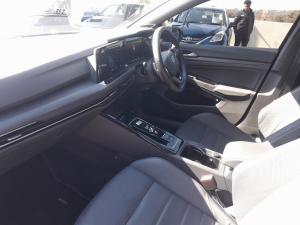 Volkswagen Golf R - Image 7