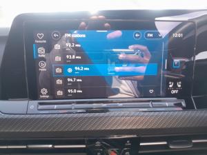 Volkswagen Golf R - Image 13