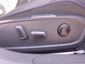 Volkswagen Golf R - Image 16
