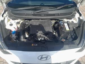 Hyundai Grand i10 1.0 Premium Cargo panel van - Image 17
