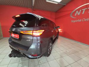 Toyota Fortuner 2.8 GD-6 4X4 VX automatic - Image 2