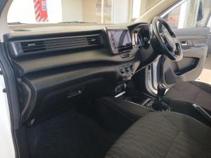 Toyota Rumion 1.5 SX - Image 7
