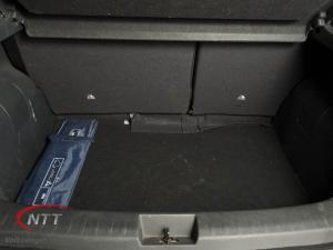 Nissan Magnite Kuro 1.0T - Image 13