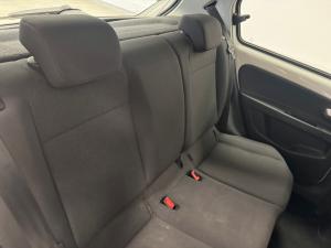 Volkswagen Move UP! 1.0 5-Door - Image 9
