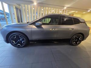 BMW iX xDrive50 - Image 5
