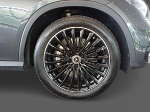 Mercedes-Benz GLC GLC220d 4Matic Avantgarde - Image 15