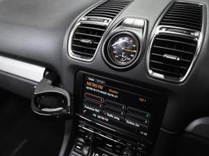 Porsche Cayman GT4 - Image 23