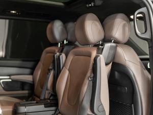 Mercedes-Benz V-Class V300d Exclusive - Image 6