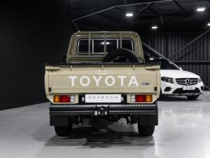 Toyota Land Cruiser 79 2.8GD-6 single cab auto - Image 5
