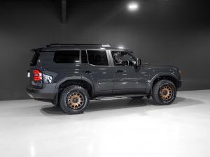Toyota Land Cruiser Prado 2.8GD VX-R - Image 2