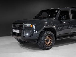 Toyota Land Cruiser Prado 2.8GD VX-R - Image 8