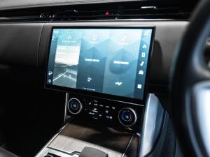 Land Rover Range Rover D350 HSE - Image 9