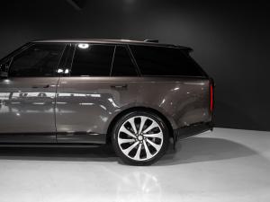 Land Rover Range Rover D350 HSE - Image 17