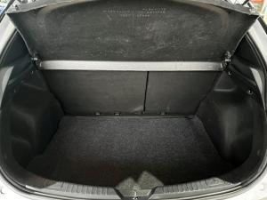 Toyota Yaris 5-door 1.0 XS - Image 14