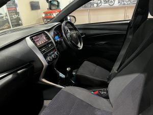 Toyota Yaris 5-door 1.0 XS - Image 3